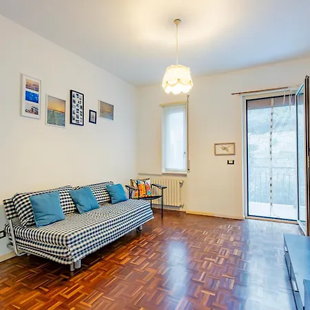 Balcony Flat Near The Center By Wonderful Italy Apartment